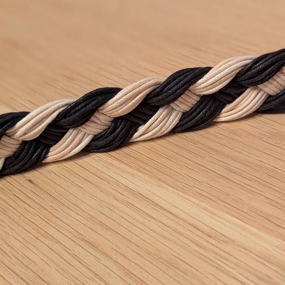 Women's Black & Cream Braided Fabric Belt That Fits Many Sizes - Picture 2 of 13